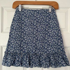 Brandy Melville Blue and White Floral Skirt